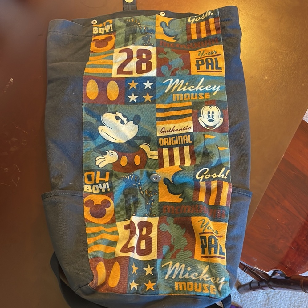 Mickey Mouse Back Pack - Picture 2 of 3
